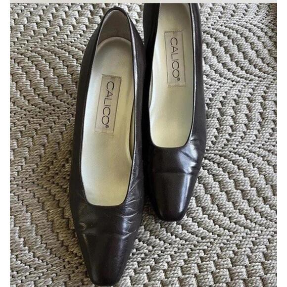 Calico Chocolate Pumps - Picture 1 of 5